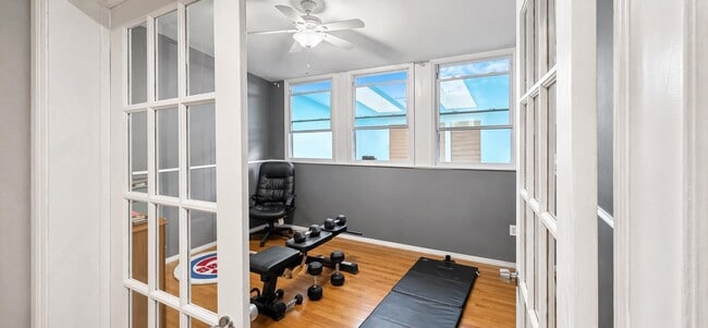 Building Photo - 804 Spinnaker Ct