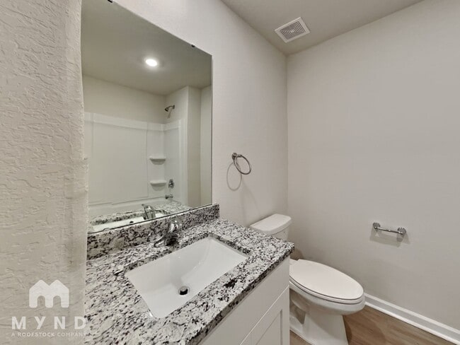 Building Photo - 168 Taverners Ln