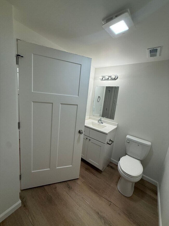 Building Photo - 4626 MO-72