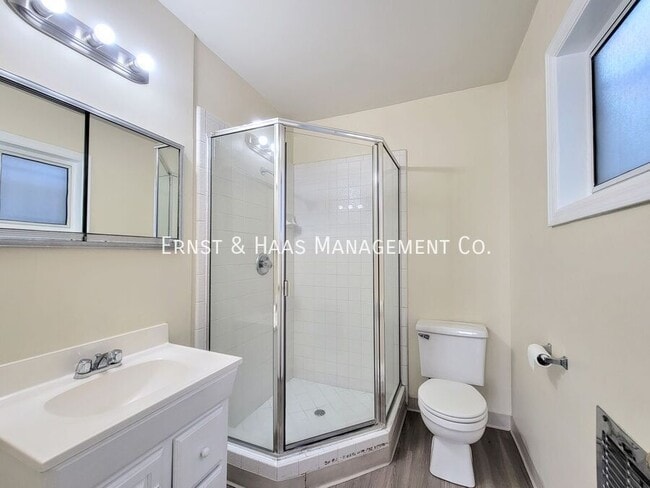 Building Photo - 21 Alamitos Ave