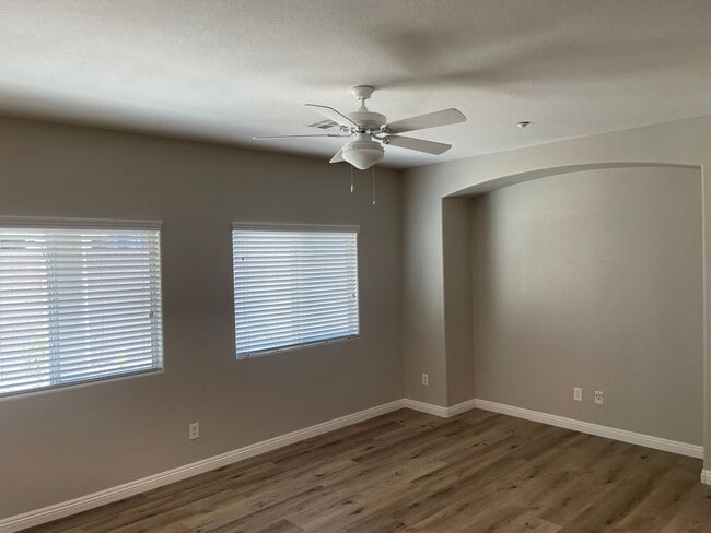 Building Photo - 2359 Koho Dr