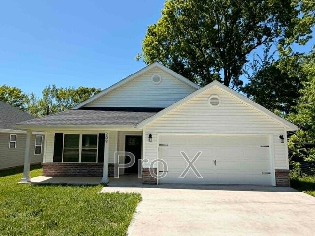 Building Photo - 209 Munson St