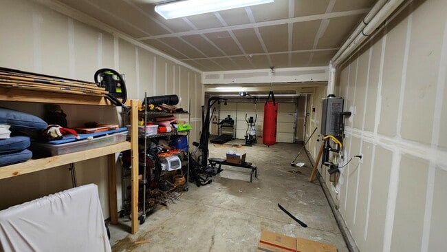 Building Photo - 1280 Palermo Dr