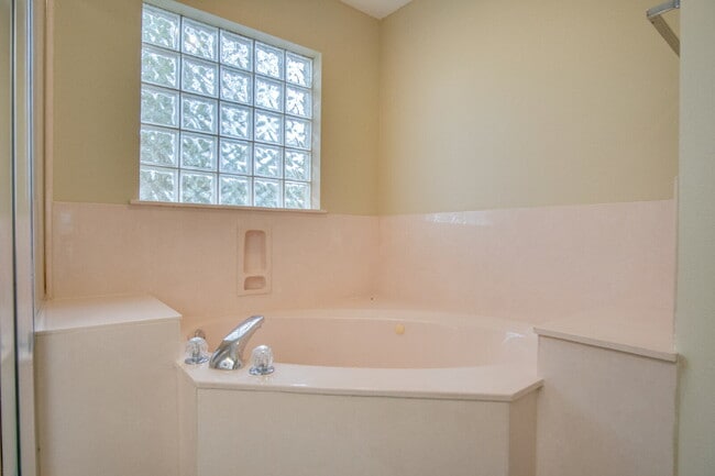 Building Photo - “Celebrate the Season! 4BR Cantonment Home...