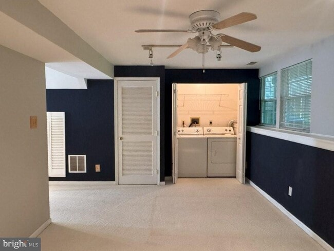 Primary Photo - 149 Monet Cir