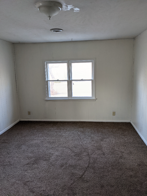 Building Photo - 860 Navaho Ave