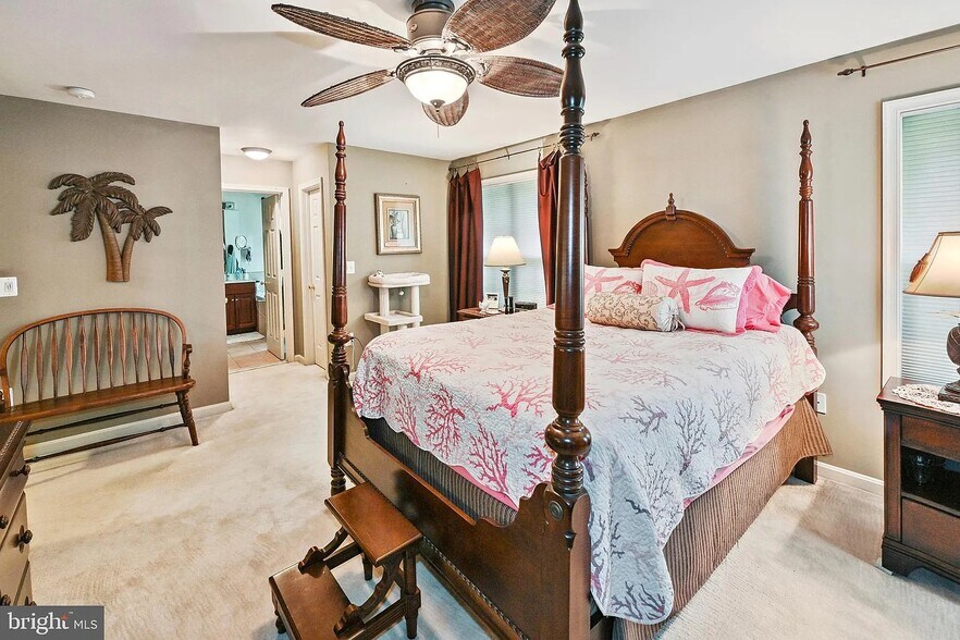 Primary Photo - 9117 Mulder Ct