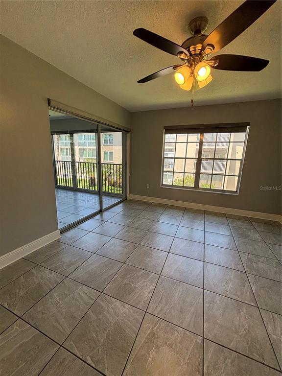 Building Photo - 10280 Imperial Point Dr W