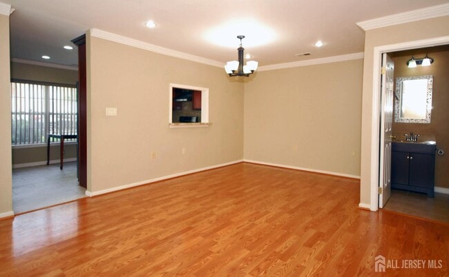Building Photo - 96 Brewster Cir