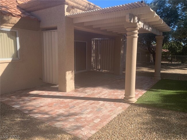 Building Photo - 9113 Grayling Dr