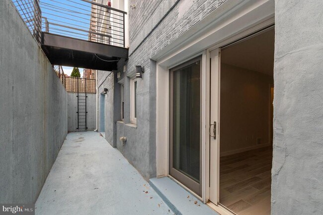 Building Photo - 5012 2nd St NW