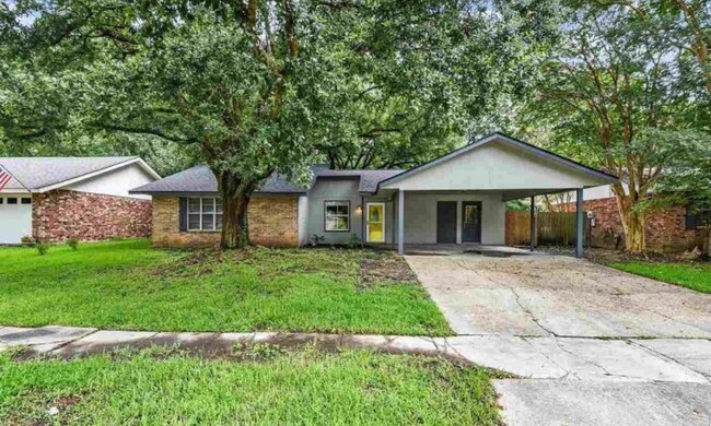 Primary Photo - 1451 Outrigger Dr