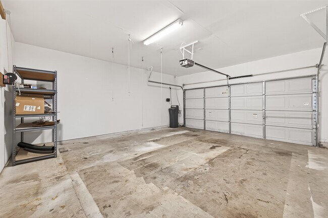 Building Photo - 15318 Bent Twig Way