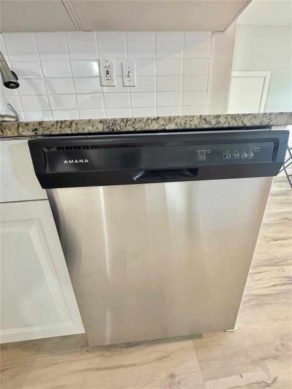 Building Photo - 2336 Nansen Ave