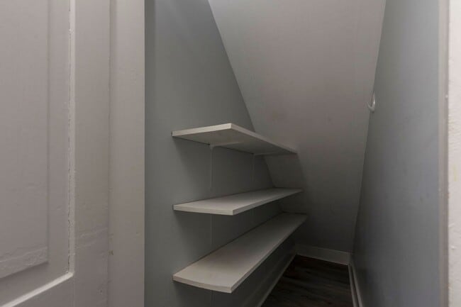 Building Photo - 1504 E Breckinridge St