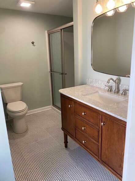 Building Photo - 1975 Coltman Rd