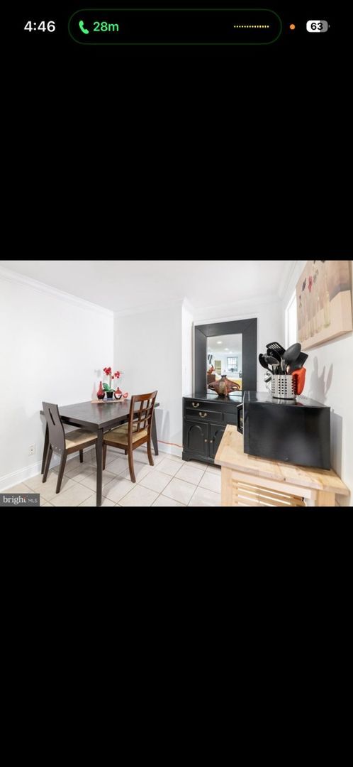 Building Photo - 1835 Mintwood Pl NW