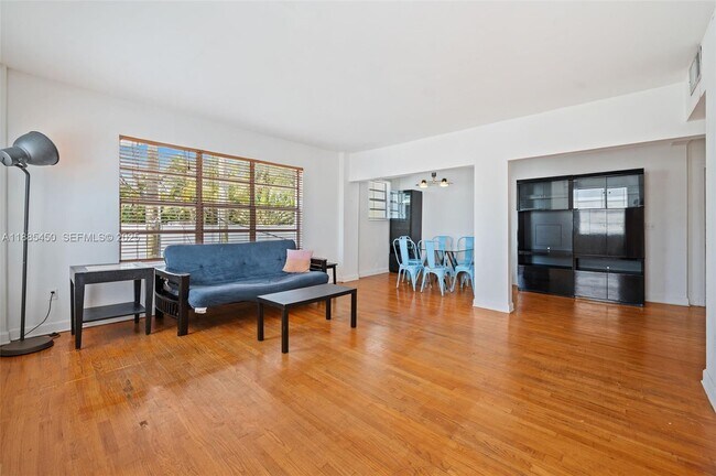 Building Photo - 1200 Euclid Ave