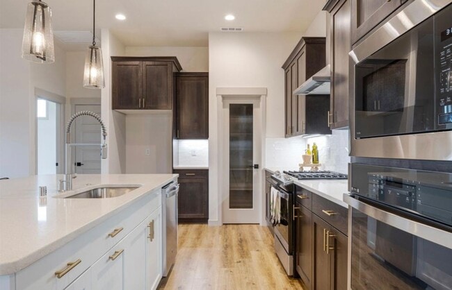 Building Photo - Luxury New Construction Five Bedroom Three...