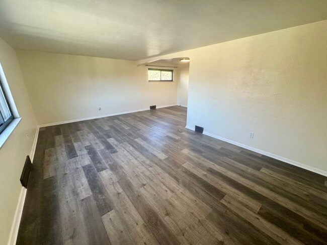 Building Photo - 229-231 Marylea Avenue (LO)