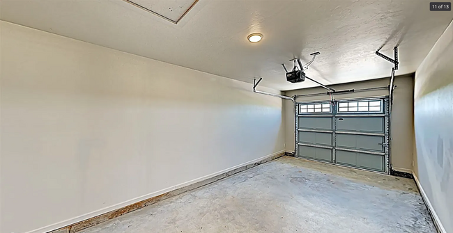 Building Photo - 405 Summit Ridge Dr