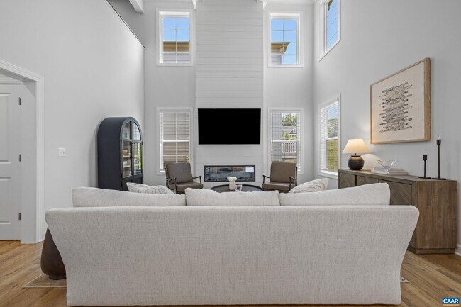 Building Photo - 3223 Thicket Run Dr