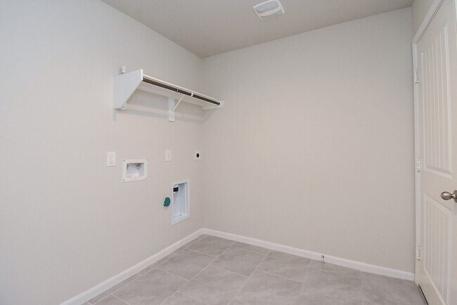 Building Photo - 1334 Bellingham Park Dr