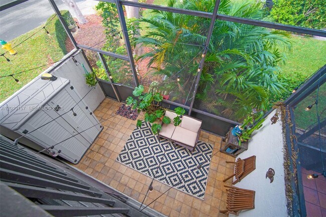 Building Photo - 4250 SW 70th Terrace