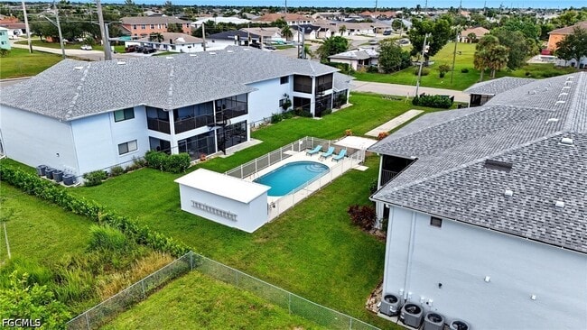 Building Photo - 1203 SW 48th Terrace