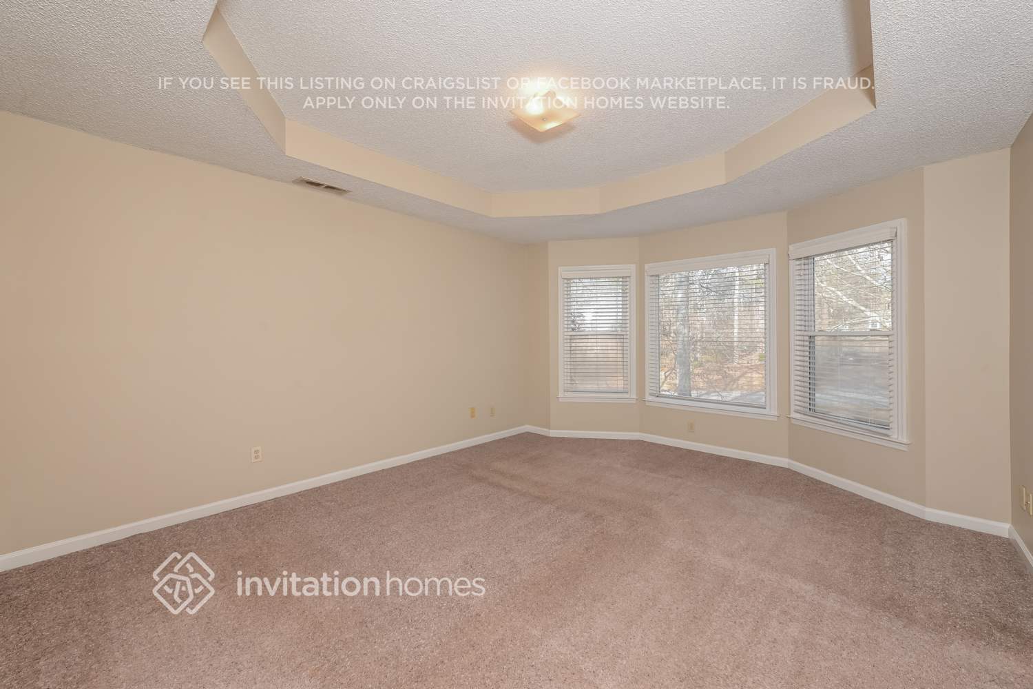 Building Photo - 5024 Logans Run