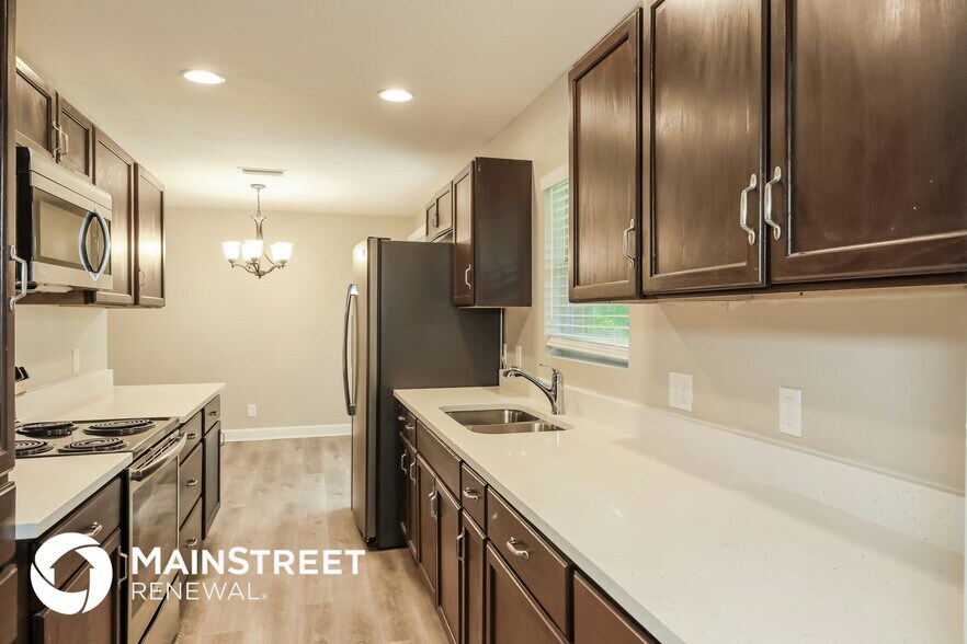 Building Photo - 5849 Wending Dr