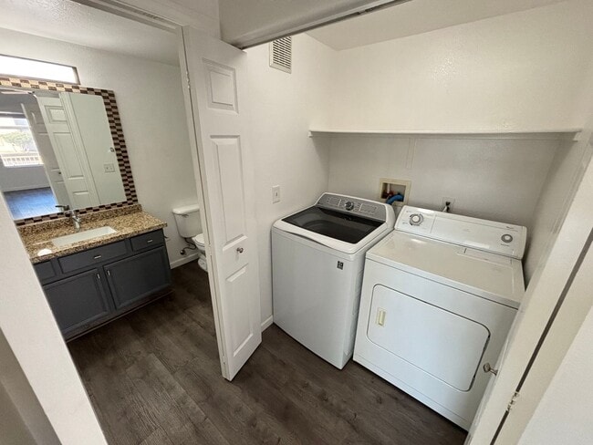 Building Photo - 4655 Gold Dust Ave