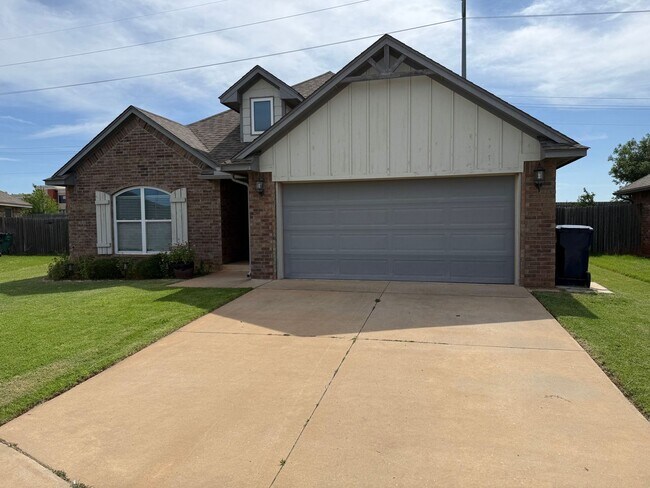Building Photo - 3 Bedroom Home in Deer Creek For Rent!