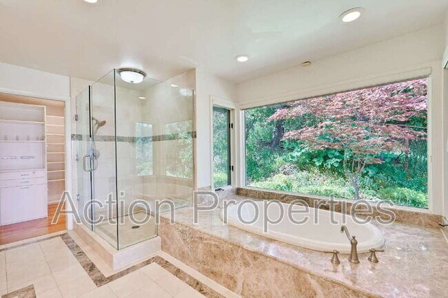 Building Photo - 15350 Norton Rd