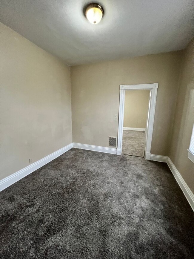 Building Photo - Highlands Apartment.(4-Plex)