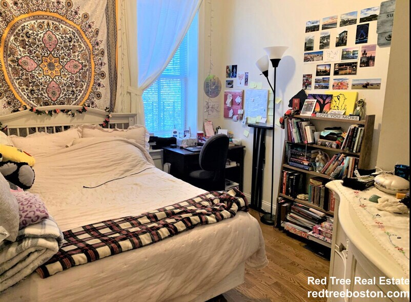 Building Photo - 1778 Commonwealth Ave