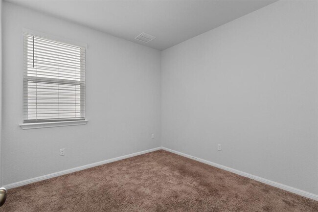 Building Photo - 10613 Ridan Wy