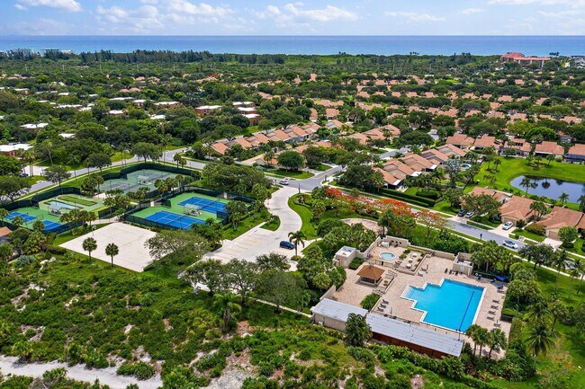 Building Photo - 125 Harbourside Cir