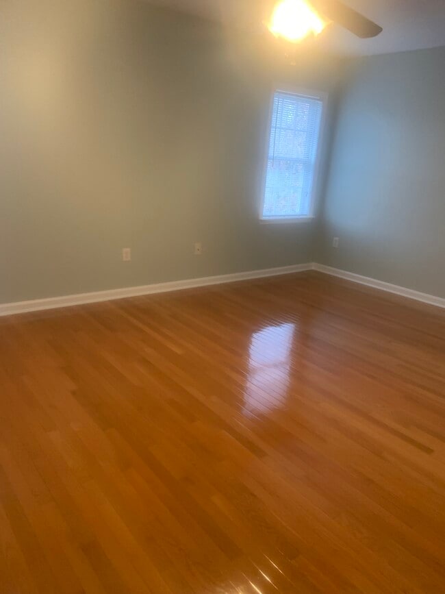 Building Photo - 410 Chatham Forest Dr