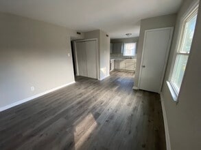 Building Photo - 2130 S Roxboro St