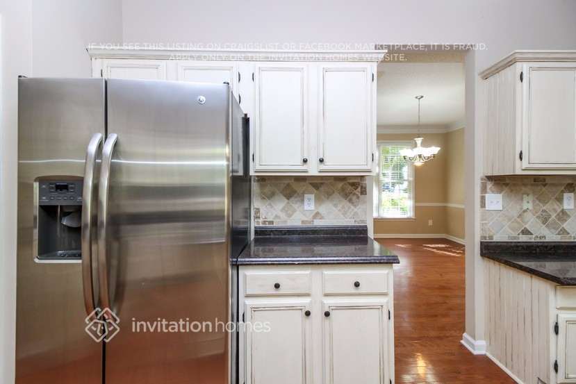 Building Photo - 7022 Surrey Dr