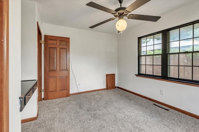 Building Photo - 2037 NW 47th St