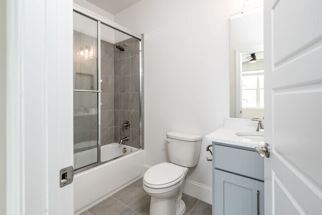 Building Photo - 3827 Lands End Ct
