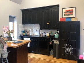 Building Photo - Yorkway Place