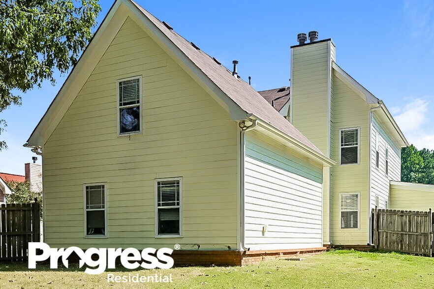 Building Photo - 120 Memory Ln