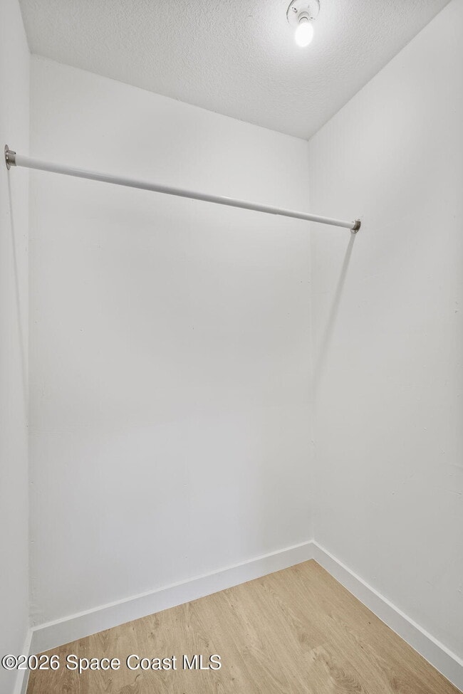 Building Photo - 1325 Cheney Hwy