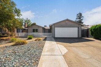 Building Photo - 10222 Sunol Way