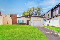 Building Photo - 2608 W Paseo Blvd