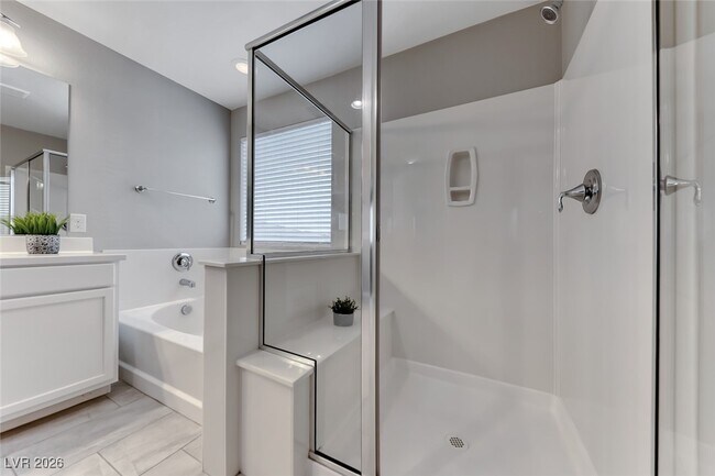 Building Photo - 1009 Cetona Ct