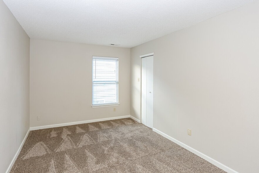 Building Photo - 4030 Kellybrook Dr